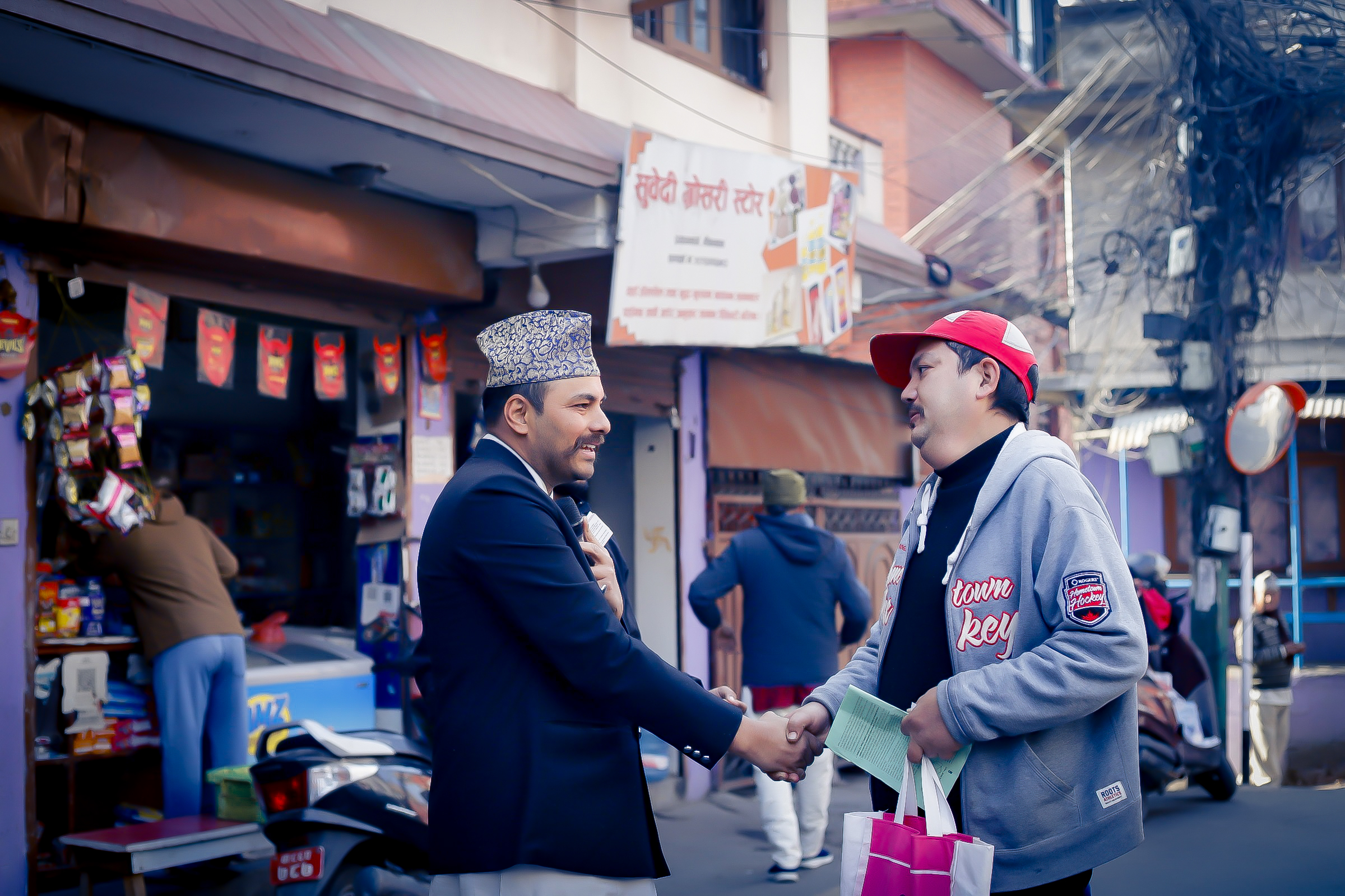 काठमाडौँ-१ मा स्वतन्त्र उम्मेदवार अधिवक्ता कमल कोइरालाको योग्यता, सादगी र वैकल्पिक बहस